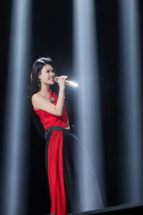 谭维维郁可唯袁娅维三围女团出道曲##谭维维郁可唯袁娅维三围合体的