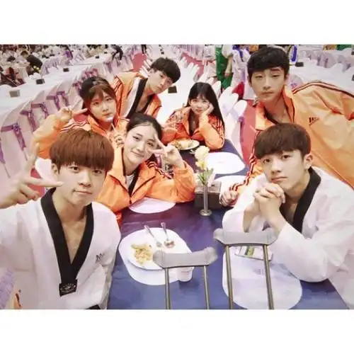 谁有韩国虎队姜健雨的照片?发一下!越多越好!