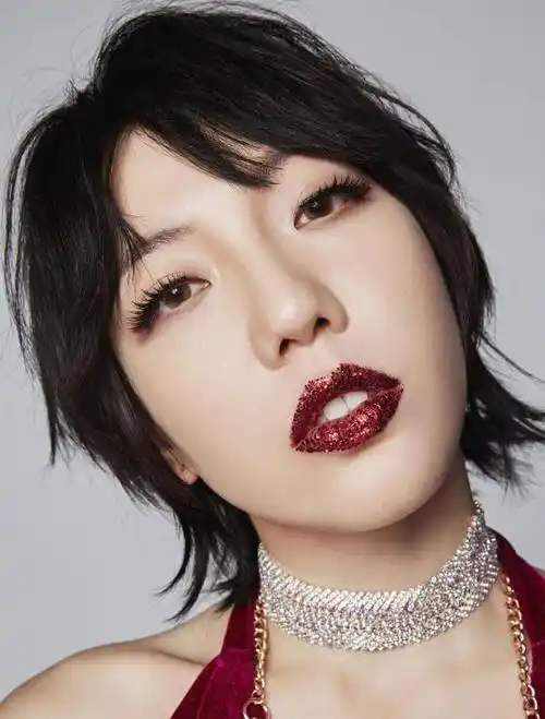 "过气巨星"吴莫愁:暗讽张碧晨背刺,从1.