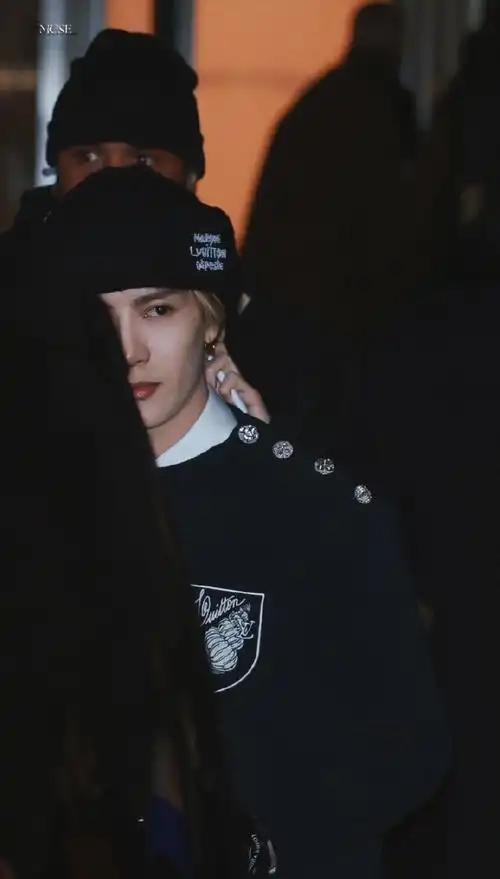 王嘉尔巴黎时装周##王嘉尔lv品牌代言人##巴黎lv大秀