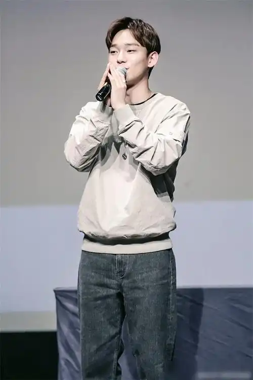 exo金钟大被爆请假为女儿庆生,网友:好父亲,但这是侵犯隐私!