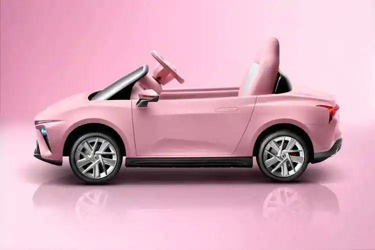 哪吒汽车又出新电车,充一次电续航8公里,售价仅需2999元还包邮