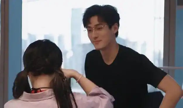 冯绍峰|宋威龙|娱乐圈|王菲谢霆锋_网易订阅