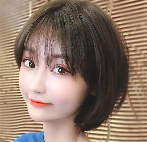 高中女生长发发型