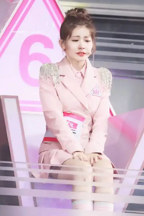 火箭少女101 赖美云 小七