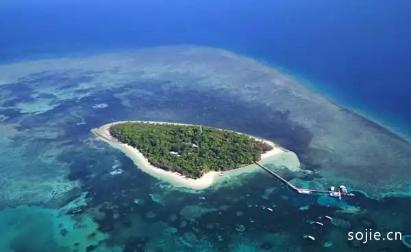 全球十大最美岛屿塞舌尔群岛仅第六第一是蜜月胜地