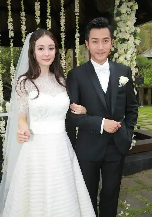 别再尬吹港台男神会保养了!好家伙,他们真信了,50岁还在演少年