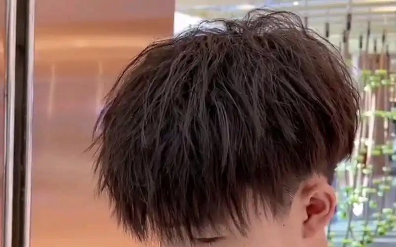 摩根烫 潮男必备 碎盖男生烫一次摩根烫 不怕没有女孩子喜欢