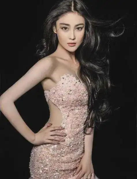 盘点娱乐圈20位性感女神,天使容颜魔鬼身材,你最喜欢哪一位?