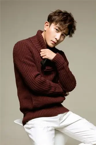 大左最新大片演绎早春时尚