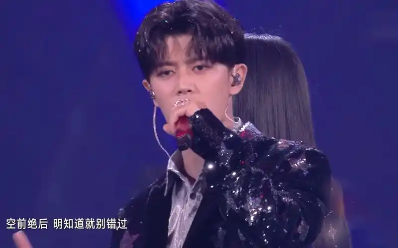 任嘉伦李菲儿超炫性感热舞,引全场尖叫,嗨到爆炸_哔哩哔哩_bilibili