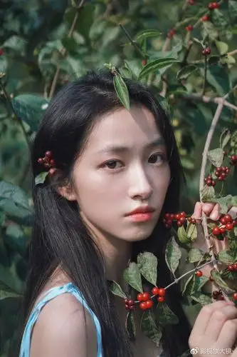 专访琉璃杨肸子不被同化做一个无畏者