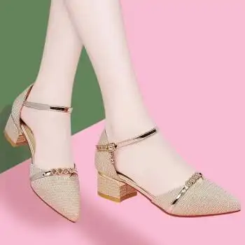 时尚休闲包头凉鞋女装方根妈妈鞋黑色上班鞋大码夏季新款女鞋子金色34