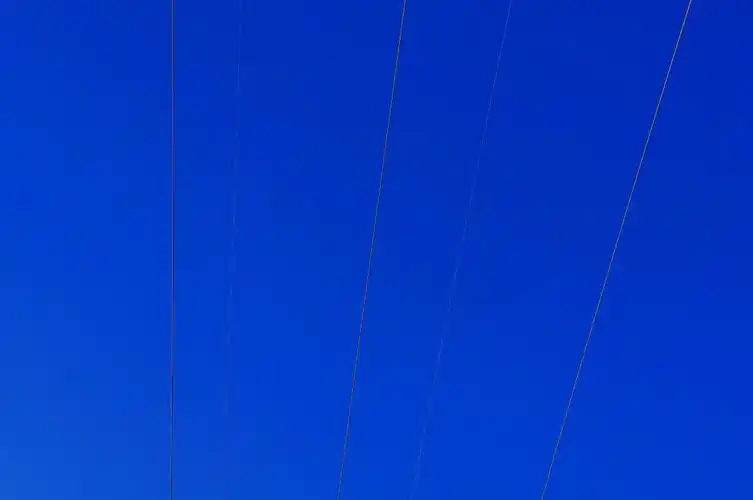 灰色是不想说蓝色是忧郁