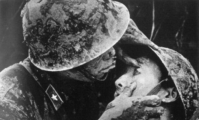 让人感到震撼的中国对越自卫反击战历史老图片