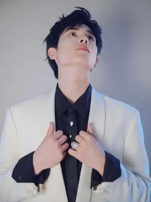 胡先煦穿过月亮的旅行##胡先煦王锐