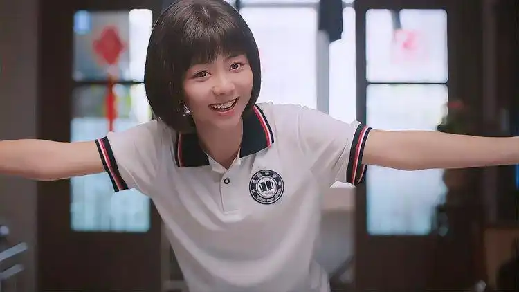 以家人之名:李尖尖宣布大事,不料一说出口后,全家男性四脸懵!