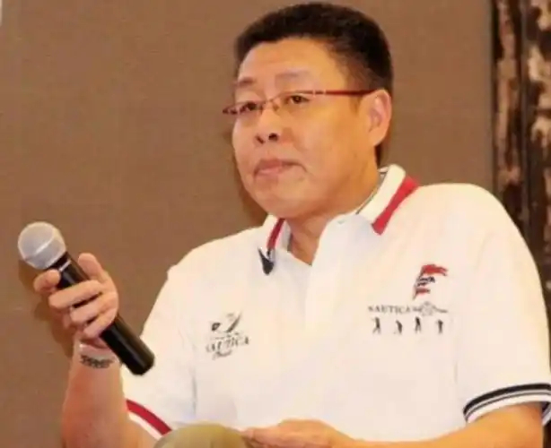 刘蓓三婚携子嫁前夫明星继子让她苦恼如今她过得如何