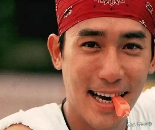 事实证明61岁久居日本的丁克一族梁朝伟早已选择了另一种人生