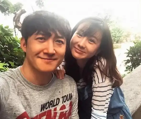 演员王阳出道10年不火40岁娶高斯后爆红娶了个旺夫的老婆