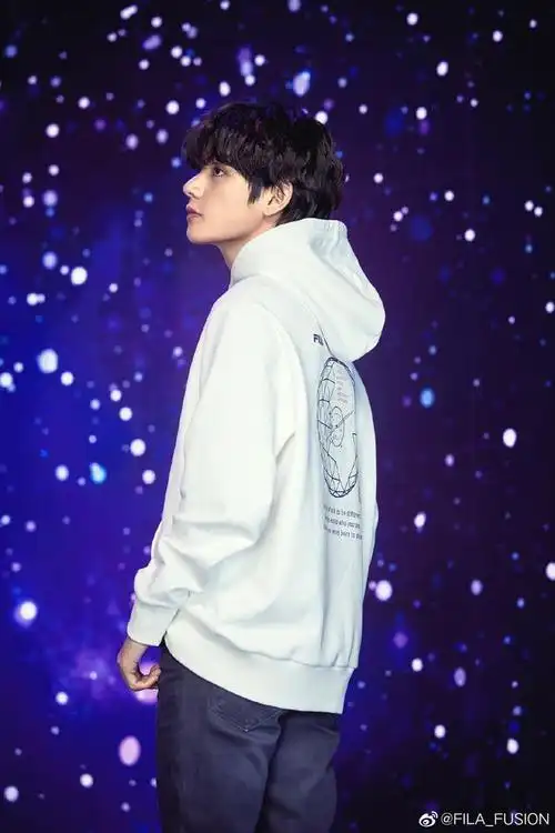 fila携代言人防弹少年团倾情呈现,voyager collection星空系列代言照