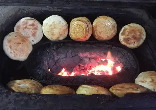 而安阳滑县牛屯火烧在火烧家族中一枝独秀.