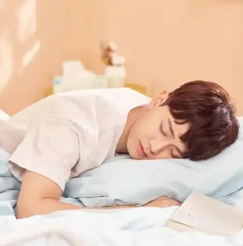 爱豆头像|任嘉伦_腾讯新闻