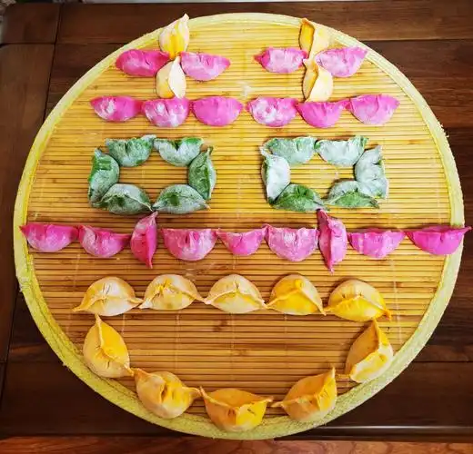 花样彩色水饺