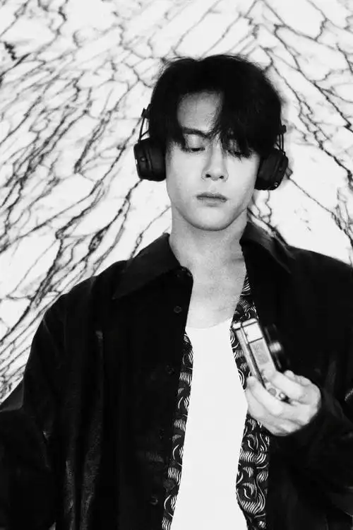 曾舜晞孤舟##曾舜晞顾易中