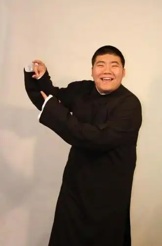 逗捧哏的台下日常什么样嘻哈包袱铺尤宪超抖音直播带你了解