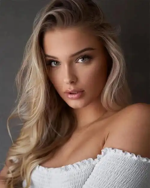 青春无敌迷人的美女