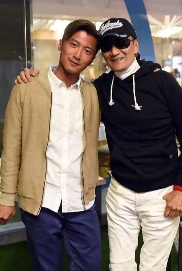 谢霆锋:谢贤早年间喜欢投资做生意,苦于没有本钱,就向英皇老板杨受