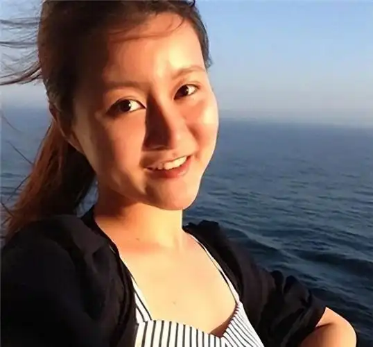 刀郎前妻杨娜生下女儿40天便跑路如今刀郎幸福美满她后悔吗