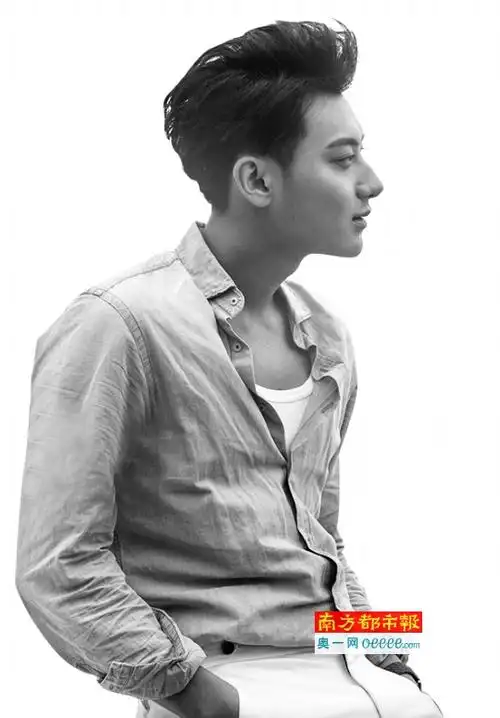 张荣吉:黄子韬率性直接 拍戏期间确实很投入