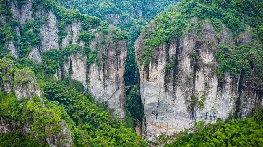 原创火到外国的神雕侠侣中绝情谷的取景地就在温州首个5a景区内