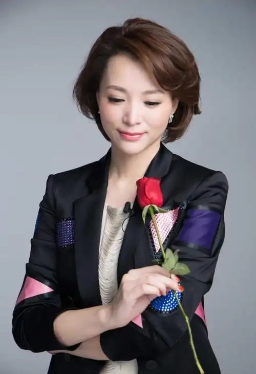 "央视一姐"董卿,个人简介及人生经历介绍-第29张图片