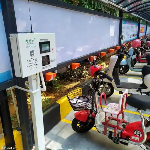电动车充电桩4g扫码共享小区智能充电站电瓶车充电桩
