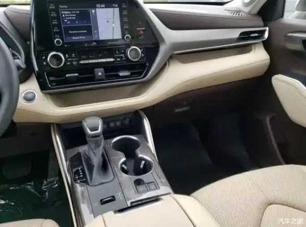 2019款丰田汉兰达报价及图片