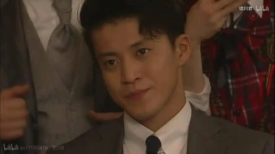 富贵男和贫穷女,小栗旬 - 堆糖,美图壁纸兴趣社区