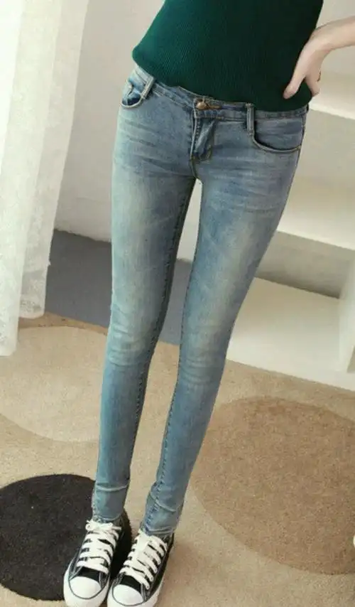 请问哪条牛仔裤穿上最紧,实话评价哈,说哈理由!