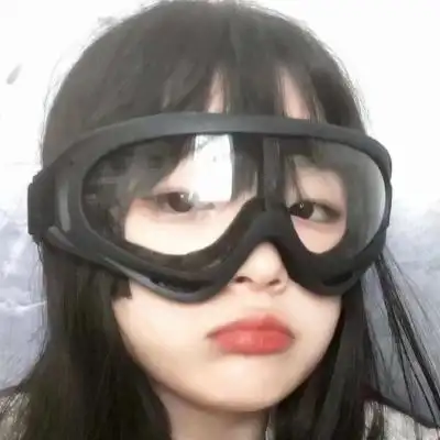 可爱高清女头 可爱搞怪的小机灵鬼_女生头像_美头网