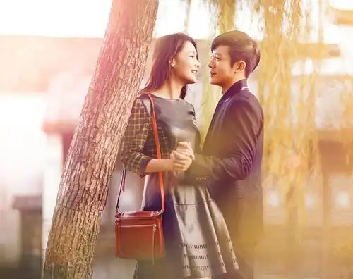 林申李沁甜蜜大片曝光 演绎情侣度假风