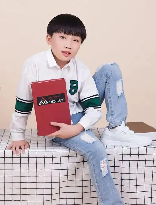 11岁男生林诚鑫《阳光下的梦想》梦想终有一天会实现