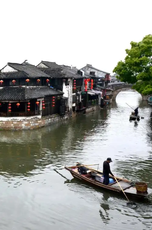 行走江南水乡古镇