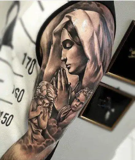 优美纹身网为你提供欧美宗教主题的一组包大臂写实纹身图片作品图案
