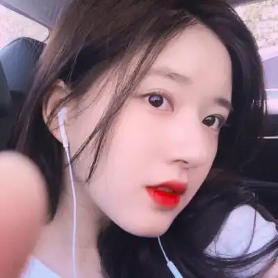 赵露思白边头像