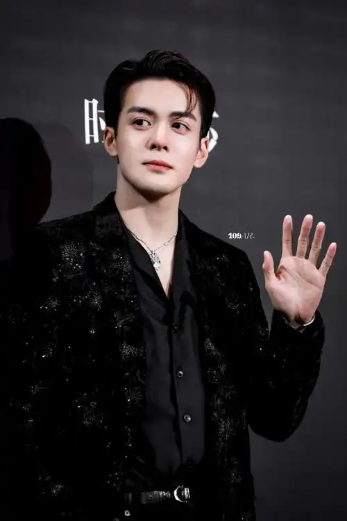 3135383333363134曾舜晞超话87#时尚芭莎年度派对