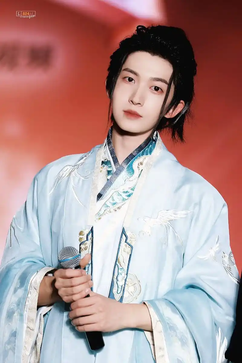 "国风美少年"刘宇上线!汉服造型温润如玉,网友:太帅了!