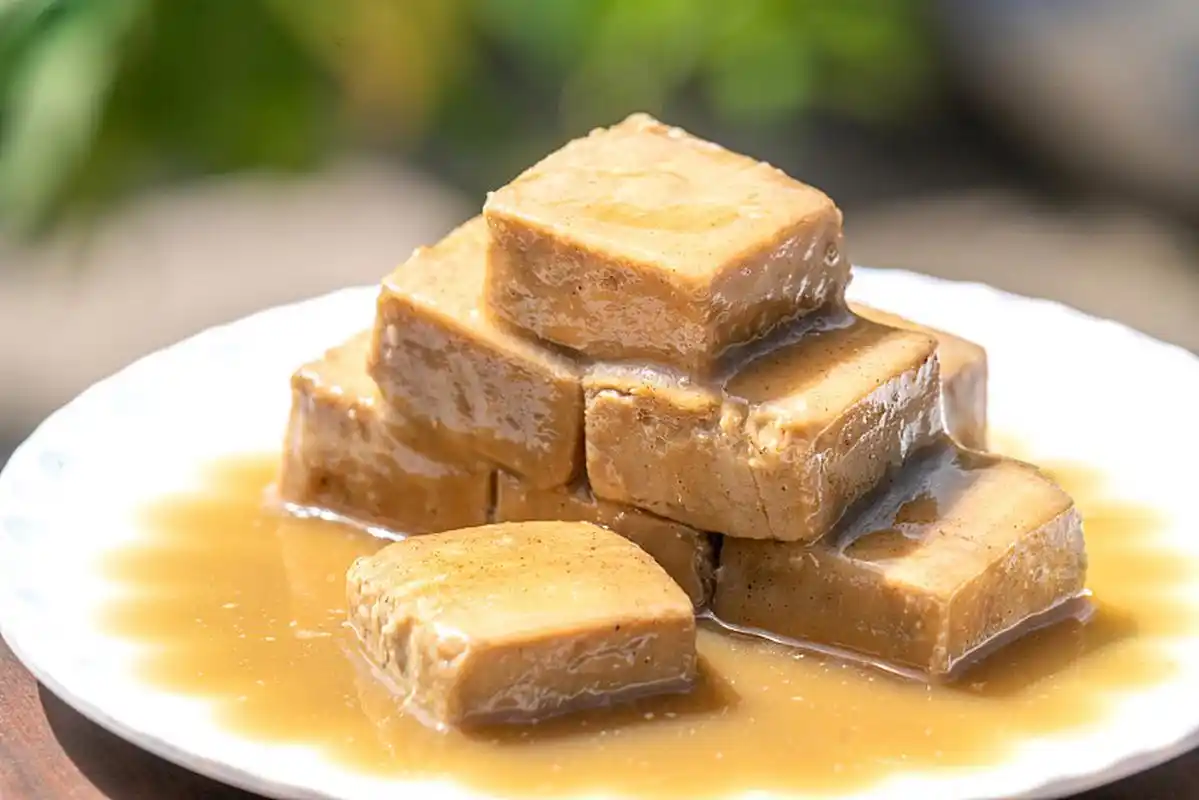 卤水豆腐可以生吃吗	卤水豆腐一般本身就是加工煮熟后的食物,因此不