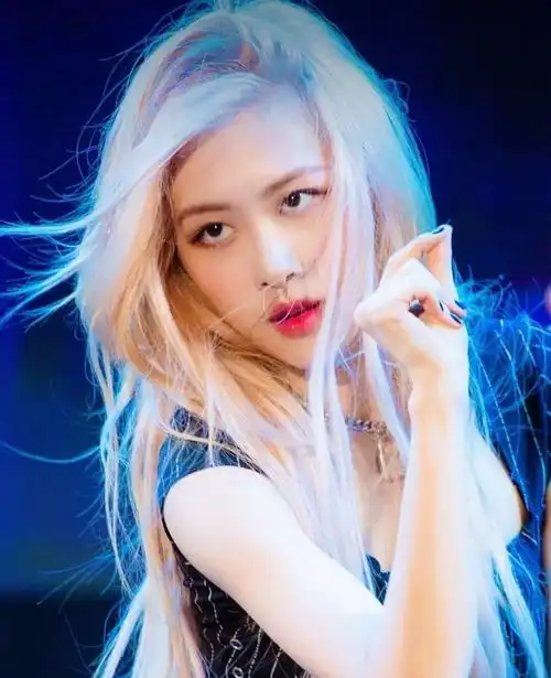 韩国女团blackpink成员rosé朴彩英头像
